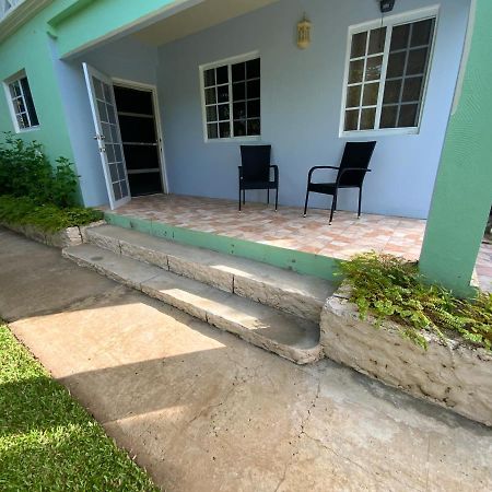 Marveys Place Apartment Castries Buitenkant foto